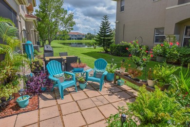 Welcome home to this well-maintained end-unit TH offering the - photo 29