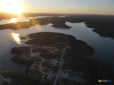 New stunning residence available. Enjoy the luxury of this - photo 29