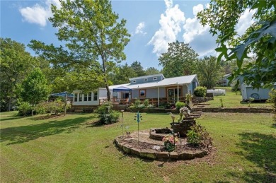 Beaver Lake Home For Sale in Lowell Arkansas