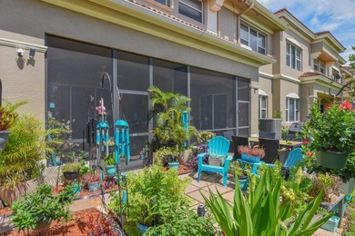 Welcome home to this well-maintained end-unit TH offering the - photo 31