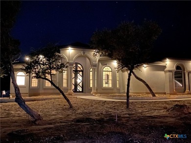 New stunning residence available. Enjoy the luxury of this - photo 31