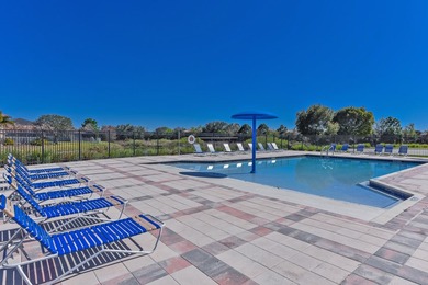 Welcome home to this well-maintained end-unit TH offering the - photo 42