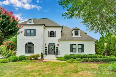 Lake Home ActiveUnderContr in Cornelius, North Carolina