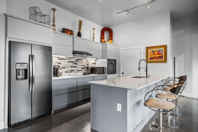 Welcome to The Live Oak Lofts, a beautifully updated urban