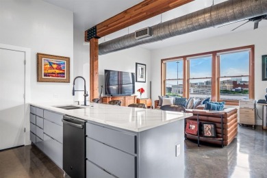 Welcome to The Live Oak Lofts, a beautifully updated urban