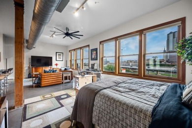 Welcome to The Live Oak Lofts, a beautifully updated urban