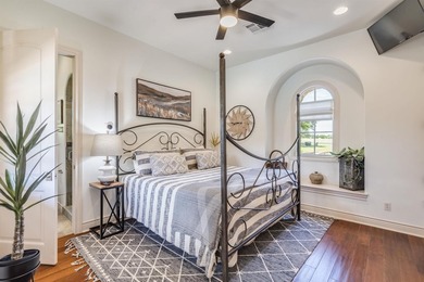 Experience relaxed resort style living on this meticulously - photo 23