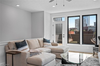 Downtown living at its best. Plenty of living space - photo 42