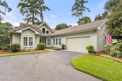 Lake Home Sale Pending in Dataw Island, South Carolina