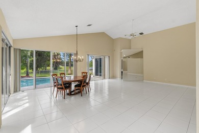 Beautiful 3-BD 2.5-BA pool home on the golf course in the - photo 16