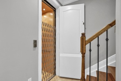 3-level townhome in the sought-after Coral Ridge neighborhood - photo 20