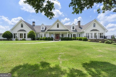 Welcome to a truly exceptional North Georgia mountain estate! - photo 1