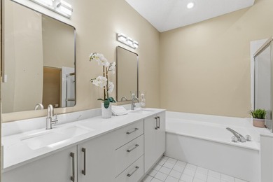 Beautiful 3-BD 2.5-BA pool home on the golf course in the - photo 24