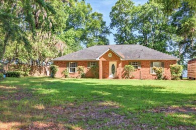 Lake Home For Sale in Tallahassee, Florida