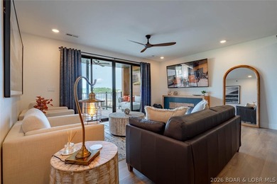 Welcome to the newest building at Robin's at the Water's - photo 4
