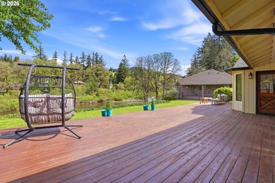 What an incredible river front property - ASTOUNDING views and - photo 15