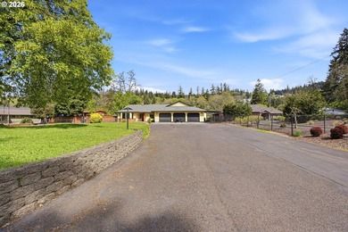 What an incredible river front property - ASTOUNDING views and - photo 17