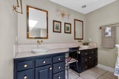 Welcome home! This beautiful maintained, two-story brick estate - photo 18