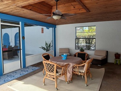 UPDATE: House is under renovation, details upon request - photo 26