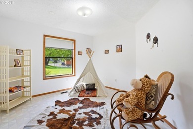 What an incredible river front property - ASTOUNDING views and - photo 27
