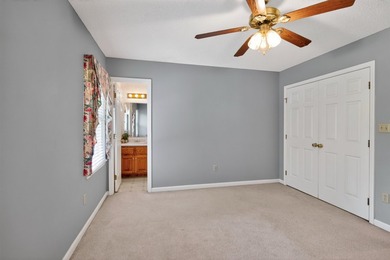Welcome home! This beautiful maintained, two-story brick estate - photo 30