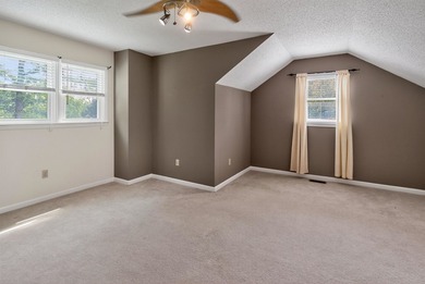 Welcome home! This beautiful maintained, two-story brick estate - photo 32