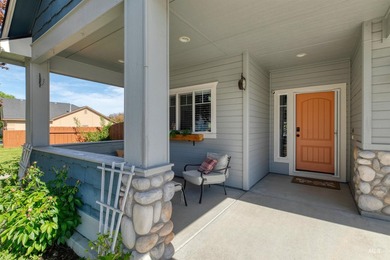What a Light and Bright- Beautiful Home- Near Discovery Park in - photo 3
