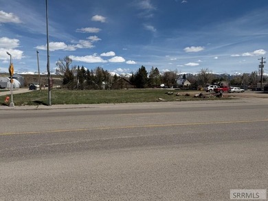 Looking for prime commercial property ready to build? How about - photo 3