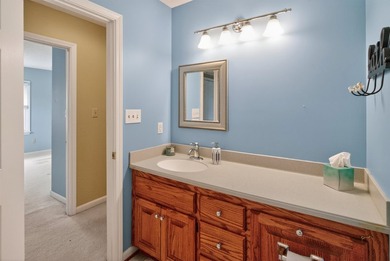 Welcome home! This beautiful maintained, two-story brick estate - photo 33