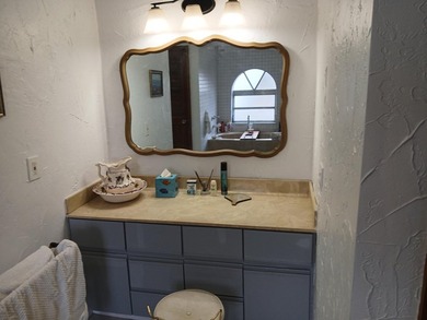 UPDATE: House is under renovation, details upon request - photo 44