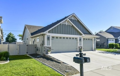 Beautiful single level home built by Riverwood Homes. This ADA - photo 2