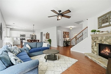 Beautifully maintained home with main level OFFICE on FULL - photo 1
