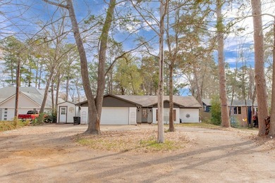 Charming 3-Bedroom, 2-Bath Home with a Contemporary Farmhouse - photo 3