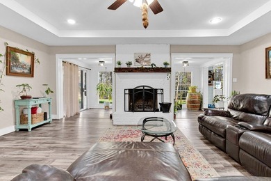 Charming 3-Bedroom, 2-Bath Home with a Contemporary Farmhouse - photo 6
