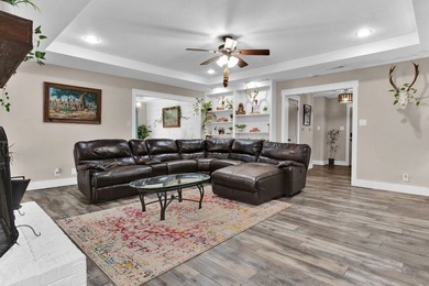 Charming 3-Bedroom, 2-Bath Home with a Contemporary Farmhouse - photo 8