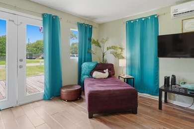 Welcome to this charming turn-key short-term rental, freshly - photo 11
