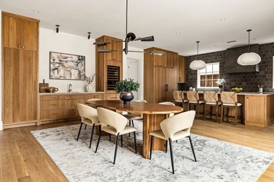 Architecturally striking new construction in the heart of - photo 12