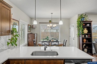 Accepted Offer with Contingencies. Beautiful, well-maintained