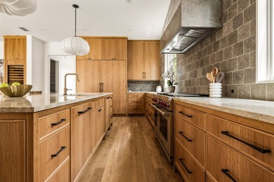 Architecturally striking new construction in the heart of - photo 16