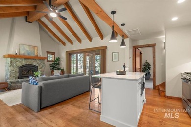 PRICE REDUCED $50K!! Explore the pinnacle of mountain getaway - photo 8