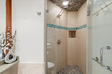 Wailea Palms 3507 is an exquisitely remodeled 2-bedroom - photo 20