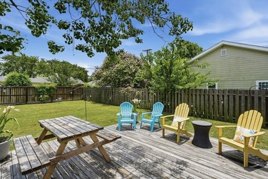 Welcome to this charming turn-key short-term rental, freshly - photo 24