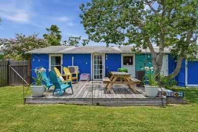 Welcome to this charming turn-key short-term rental, freshly - photo 25