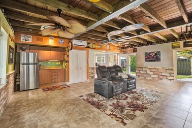 A Beautifully updated Coral Heights home offering 3 Bedrooms, 2 - photo 46