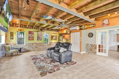 A Beautifully updated Coral Heights home offering 3 Bedrooms, 2 - photo 47