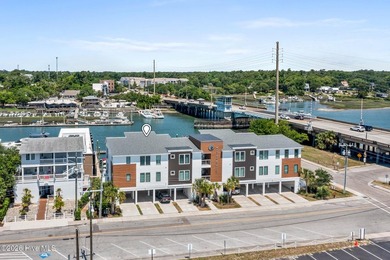 For comp purposes only. Unit includes 40ft boatslip at - photo 4