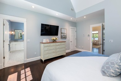 Exceptional Lake Winnipesaukee living awaits on this rare level - photo 20
