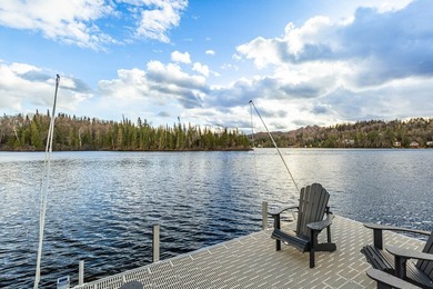 Charming Country House-style residence nestled along Lake - photo 3