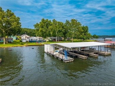 Hard-to-find one-level lakefront living at the 49-mile marker! - photo 14