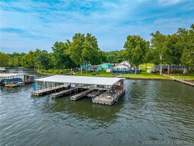 Hard-to-find one-level lakefront living at the 49-mile marker! - photo 16